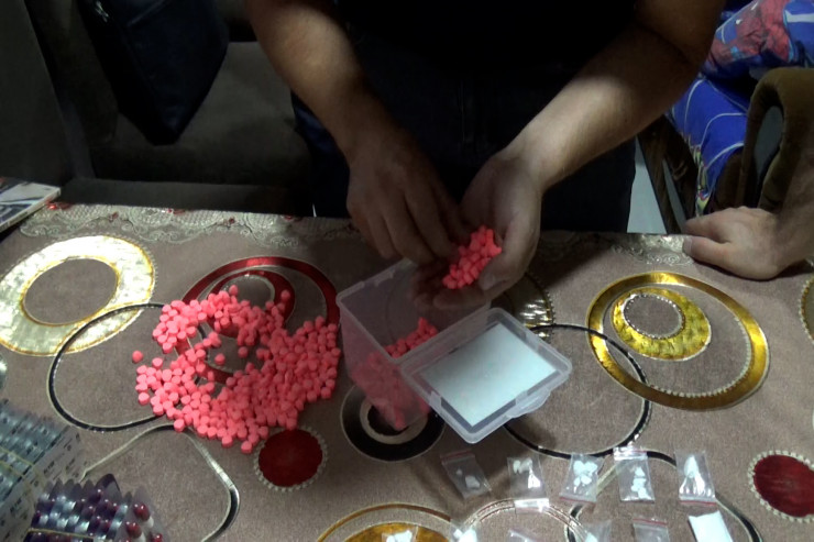 götürülən narkotiklər