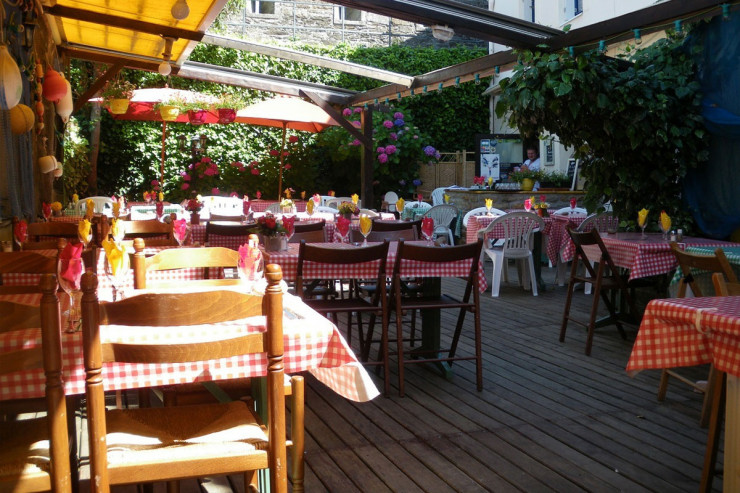 "Mall"lara və restoranlara girişlə bağlı DƏYİŞİKLİK 