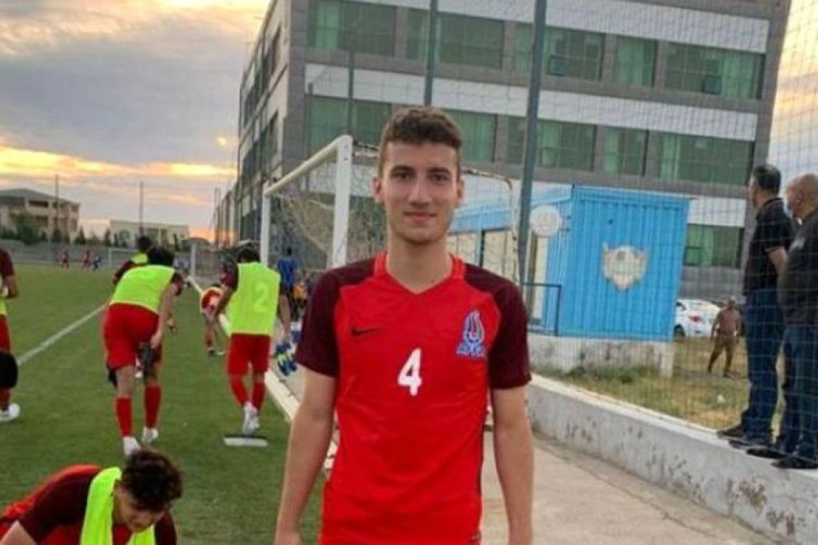 Azərbaycan yığmasının futbolçusu Serkan Aydın