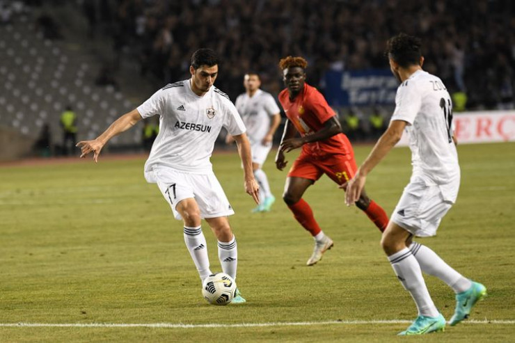 Konfrans Liqası:  Tarixə kim düşəcək?