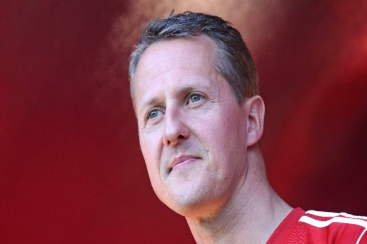 "Formula-1" üzrə yeddiqat çempion Mixail Şumaxer