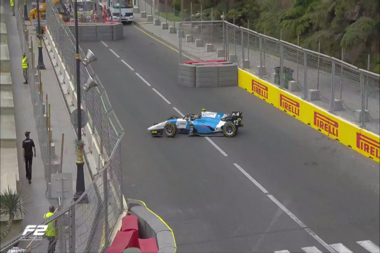 “Formula-2”də daha bir qəza - HADİSƏ ANI 