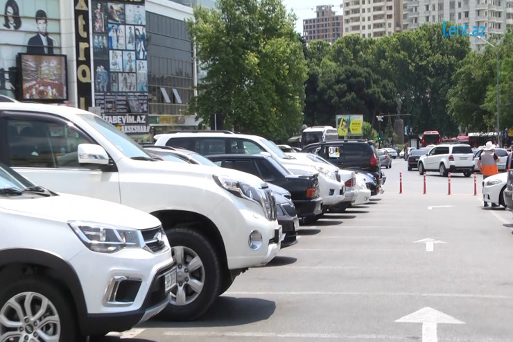 Bakıda parklanma
