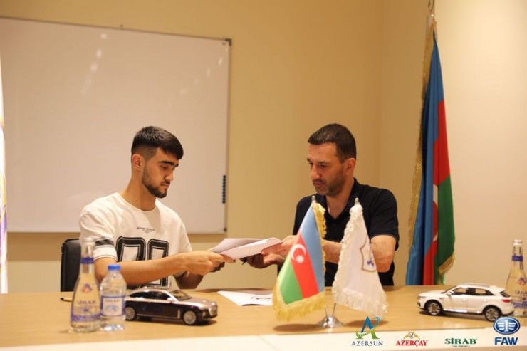 “Qarabağ”da YENİ MÜQAVİLƏ 