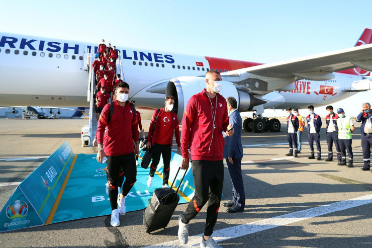 Türkiyə millisi BAKIDA  - FOTO 