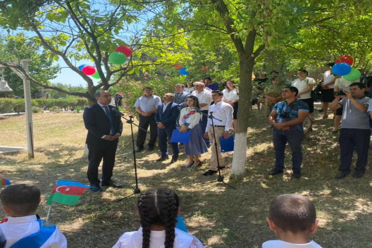 30 il düşmənin hədəfində olan məktəbdə  "SON ZƏNG" 