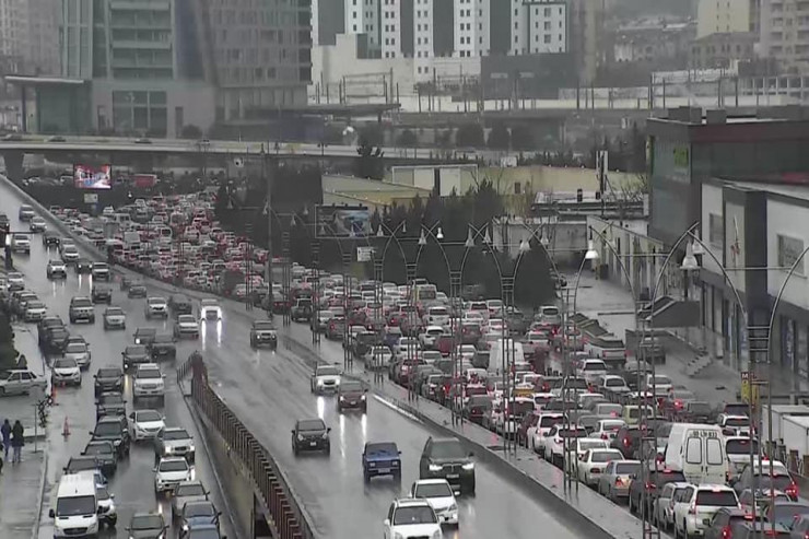 Bakının bu yollarında tıxac var - SİYAHI 