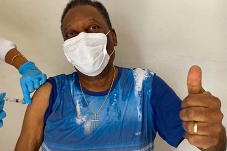 Üçqat dünya çempionu Pele