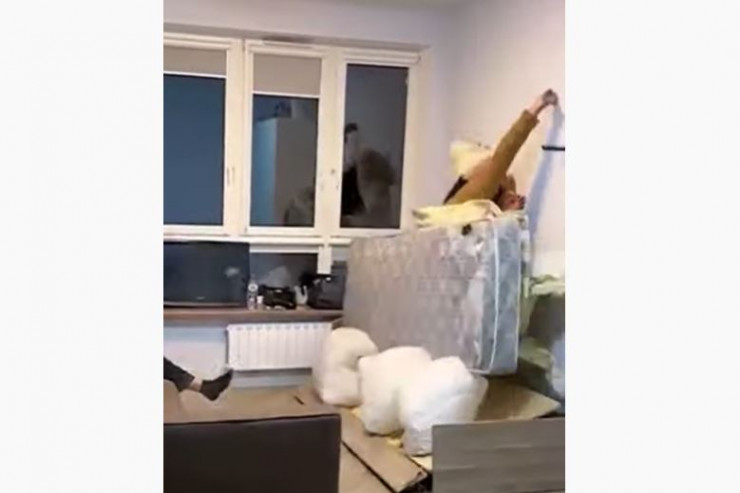 Gündəmə çevrilən gülüş görüntüləri