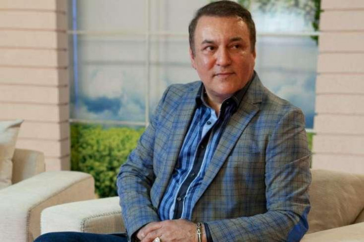 Cavanşir Məmmədov, müğənni