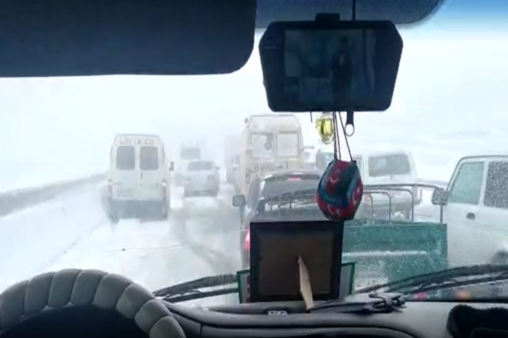 İsmayıllıda yol qəzası