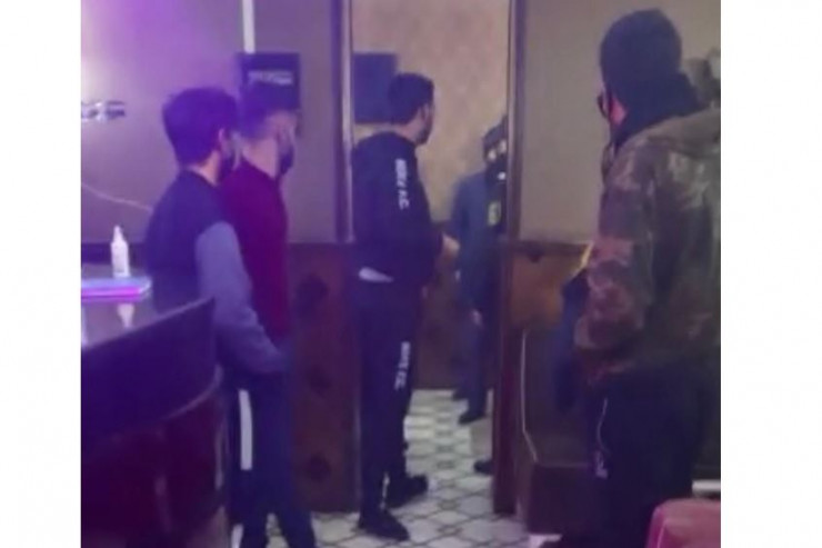 Bakıda gizlin qəlyanxana