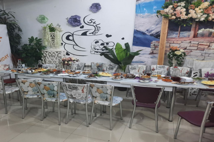 Balakəndə ad günü məclisi