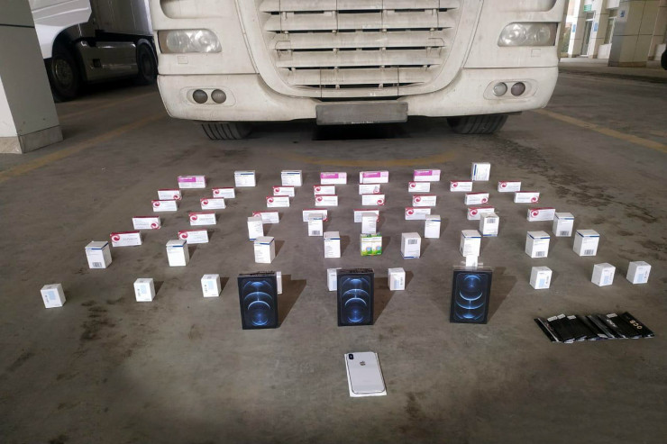 Gömrükdə aşkarlanan qanunsuz mallar