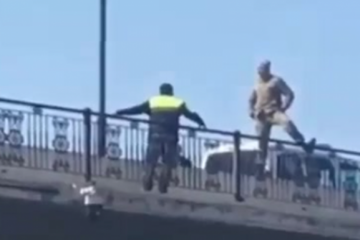 Bakıda intihara cəhd