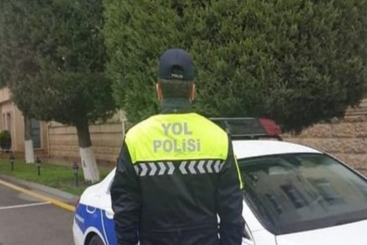 Yol Polisi sürücüdən rüşvət alıb? -  RƏSMİ CAVAB  - VİDEO 