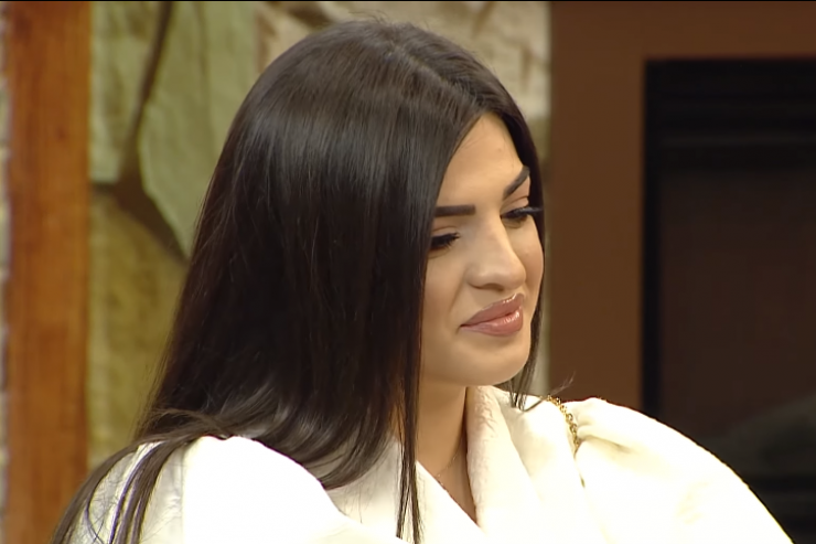 Əməkdar artistin gəlini efirə çıxdı:  "Mənim də arzularım var idi"  - VİDEO 