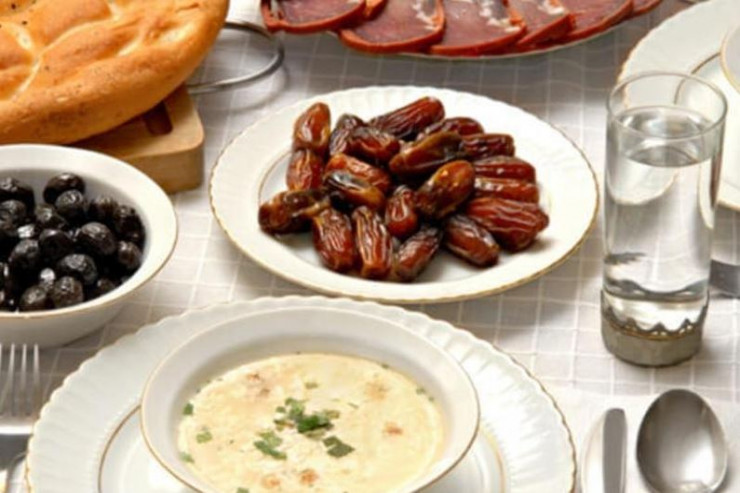 Kafelərdə iftar məclisi qurulsa hansı tədbir görüləcək? - RƏSMİ CAVAB 