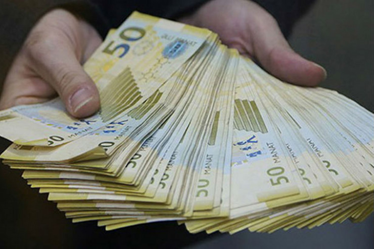 Azərbaycanlı müğənni pulsuzluqdan gileyləndi: "Çətinliyim var" 