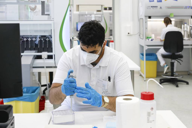 Nevroloji xəstəliklər koronavirusla yoluxanların ÖLÜM RİSKİNİ ALTI DƏFƏ ARTIRIR 