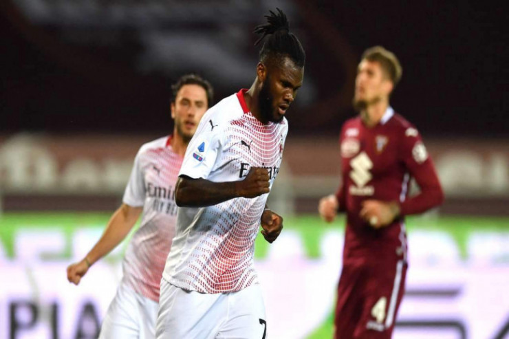 “Milan” 7:0 hesablı qələbə qazandı