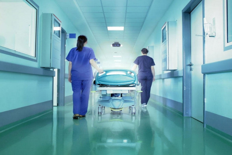 Şəkidə ağır qəza : sərnişin xəstəxanada öldü