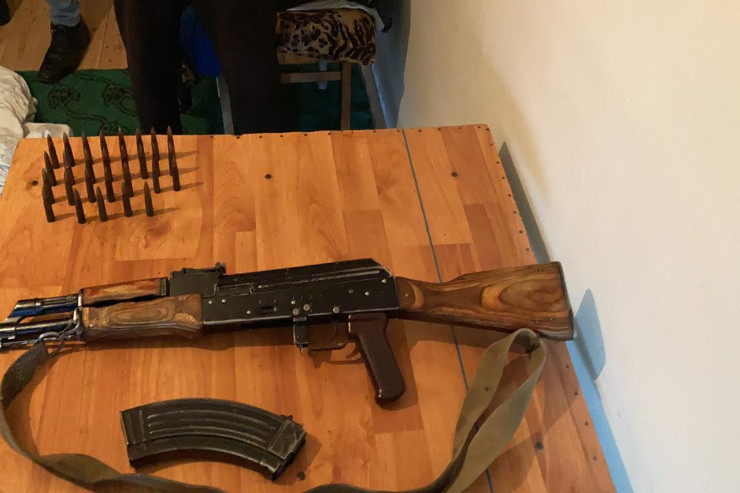 Ağsu sakinindən götürülən avtomat