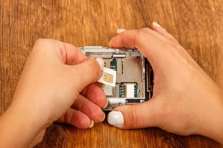 Bakıda ev qiymətinə mobil nömrə  SATILIR 