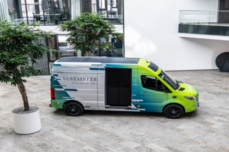 Hava təmizləyən maşın təqdim edildi 