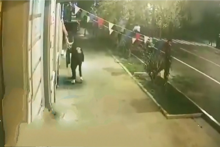 Bayraq oğurlanma anı