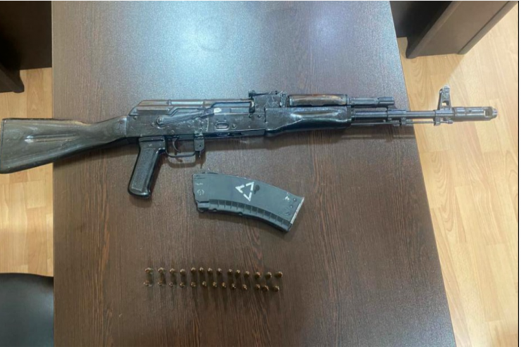 Üstündən "Kalaşnikov" çıxdı, DEDİ TAPMIŞAM 