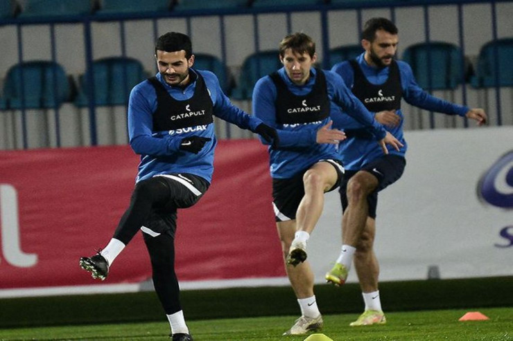 Canni de Byazi Azərbaycanda İLİN FUTBOLÇUSUNU  açıqladı