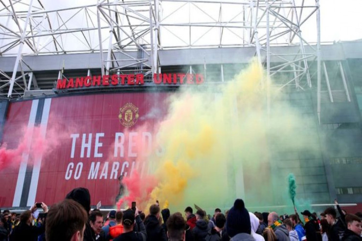 Daha 10 azarkeş həbs edildi