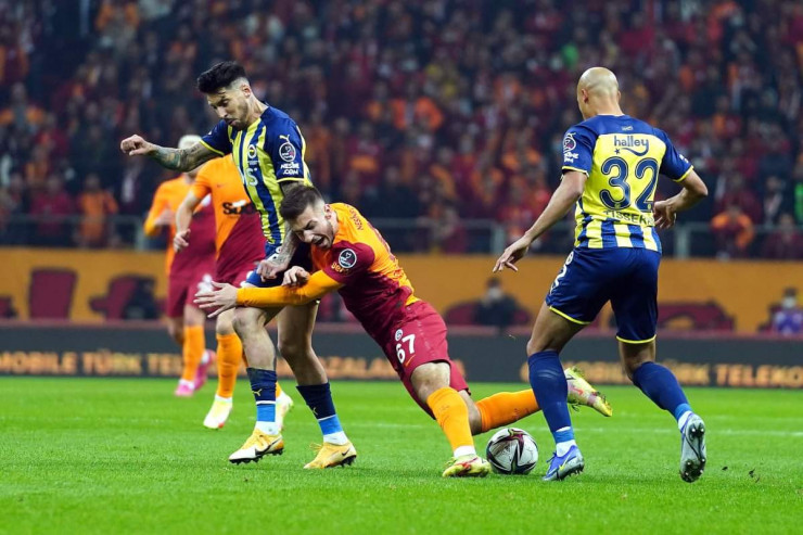 “Fənərbaxça” "Qalatasaray"a qalib gəldi