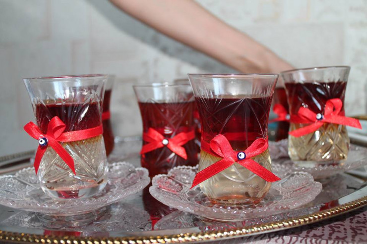 Tanınmış azərbaycanlı müğənniyə efirdə  ELÇİ DÜŞDÜLƏR  - VİDEO  