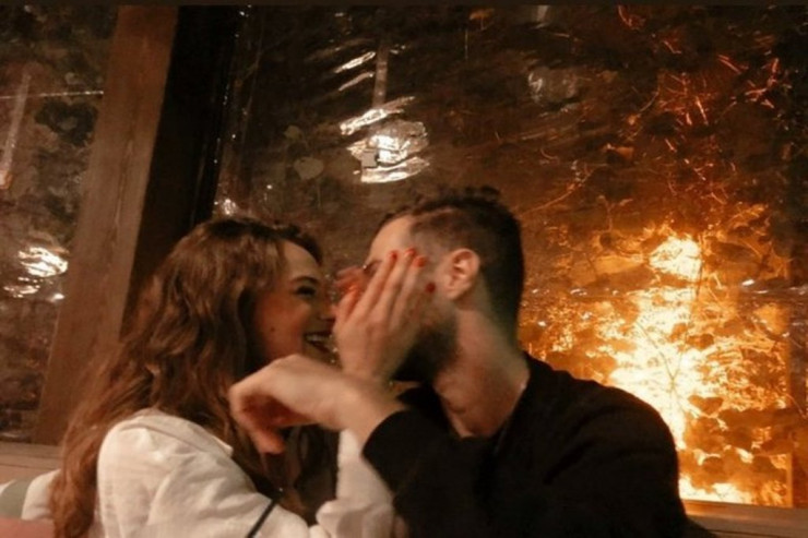 Məşhur cütlük ilk dəfə şəkil paylaşdı -  FOTO 