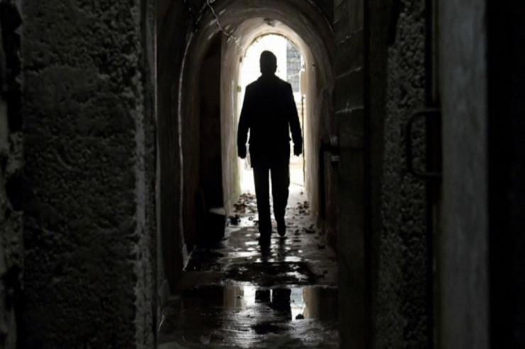 Evdən gedib  GERİ QAYITMADI   - FOTO  