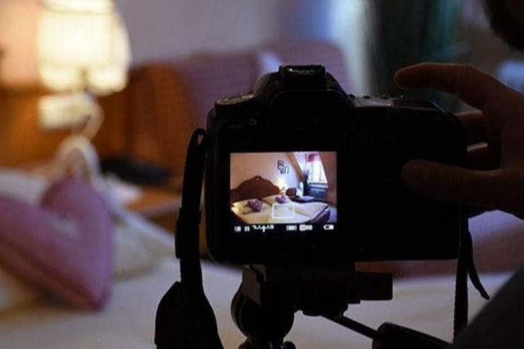 Arvadından şübhələnən kişi evə gizli kamera qoydu - BAKIDA ŞOK OLAY 