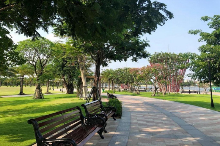 Gəncədə parkdan 400 manatlıq oğurluq