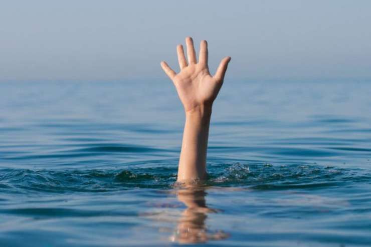 30 yaşlı kişi Kürdə batdı