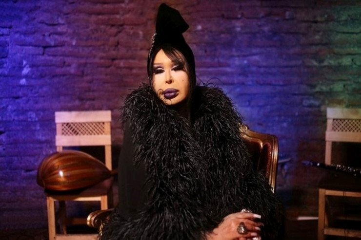 Türkiyənin məşhur müğənnisi Bülənt Ərsoy