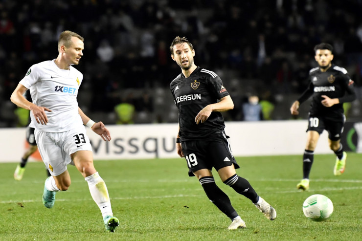 Qurban Qurbana  İKİ VERDİ  - "Qarabağ"dan MÖHTƏŞƏM QƏLƏBƏ 