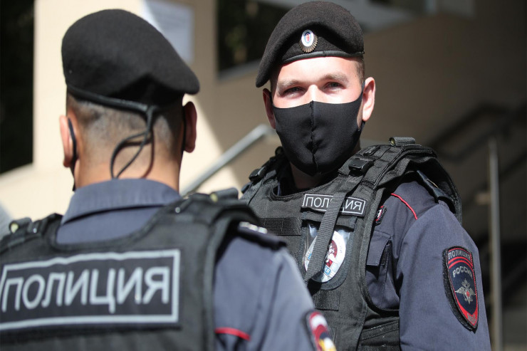 Silahlı azərbaycanlılar tutuldu -  FOTO 