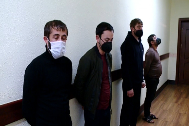 Saxlanılan şəxslər