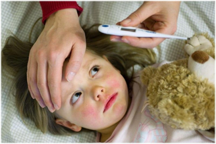 Həkimdən həyəcan siqnalı: "Yeni ştammı uşaqlar ağır keçirir" 