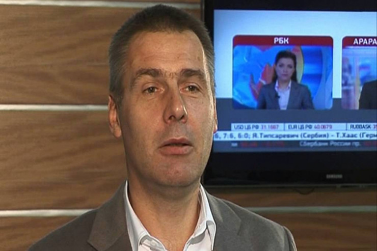 Bankir və ailəsinin qətlində azərbaycanlı  İZİ   -  Maşın kameralara düşüb  