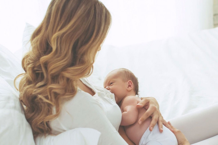 "Mənə dedi ki, uşağı əmizdir sertifikat verək" - Bakı poliklinikasında BİABIRÇILIQ 