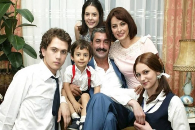 "Öyle bir geçer zaman ki" serialındakı Osmanın indiki halı - FOTO 