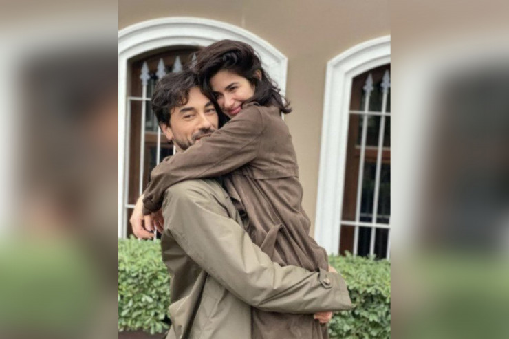 Aktrisa Nesrin Cavadzadə və həmkarı Gökhan Alkan