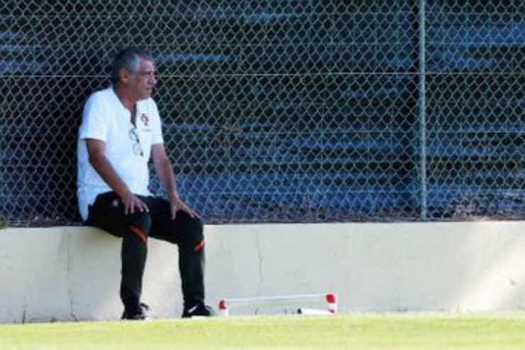 Portuqaliya millisinin baş məşqçisi Fernando Santuş